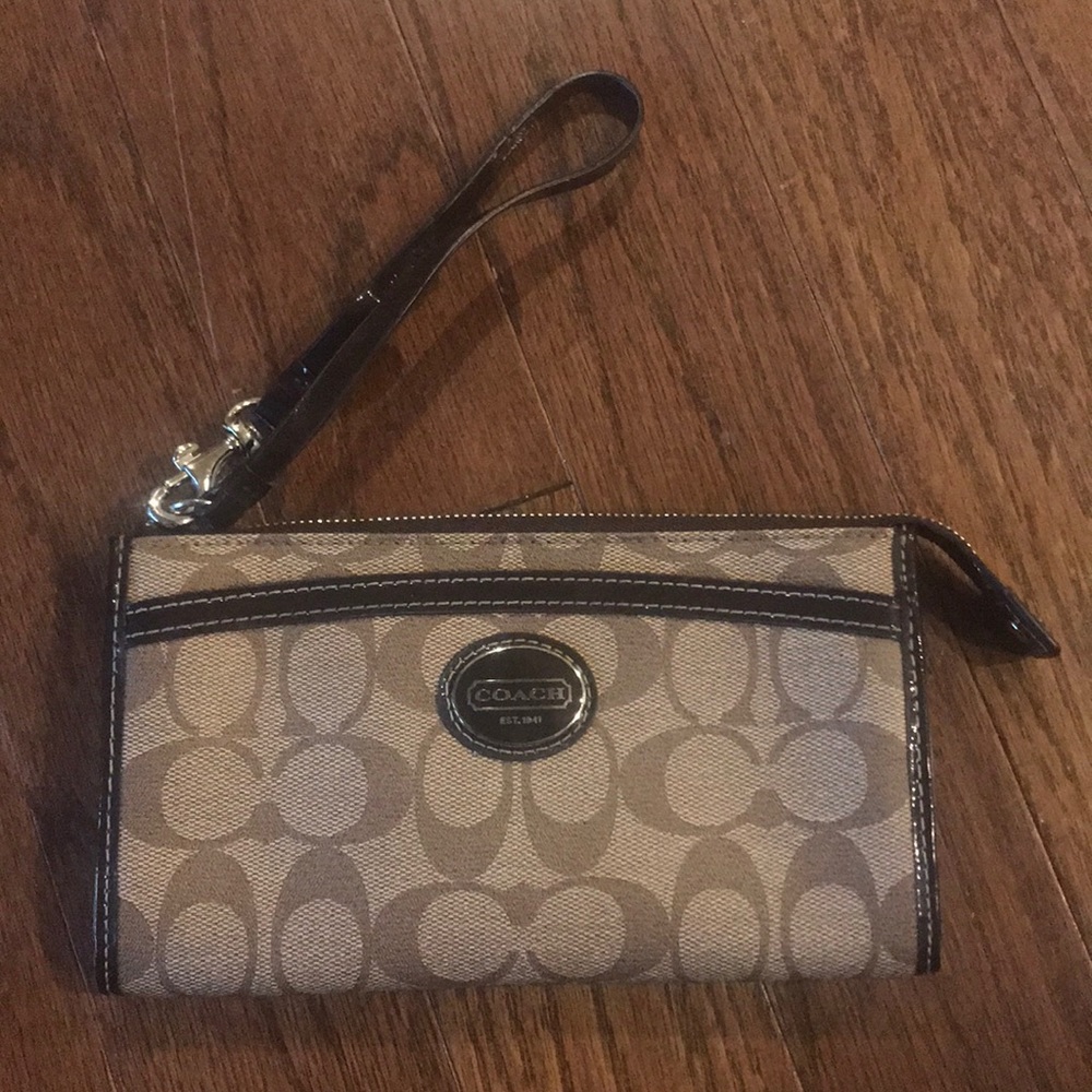 Authentic Coach wristlet